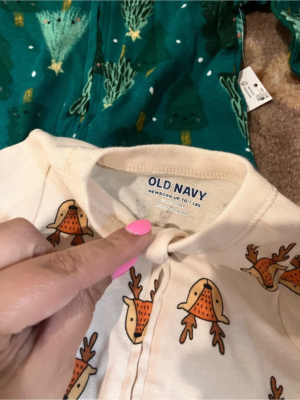 NWT newborn old navy  Holiday baby footie Pajama Set - Green, Cream, White
